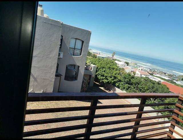2 BEDROOM PROPERTY TO RENT IN OUTENIQUA STRAND